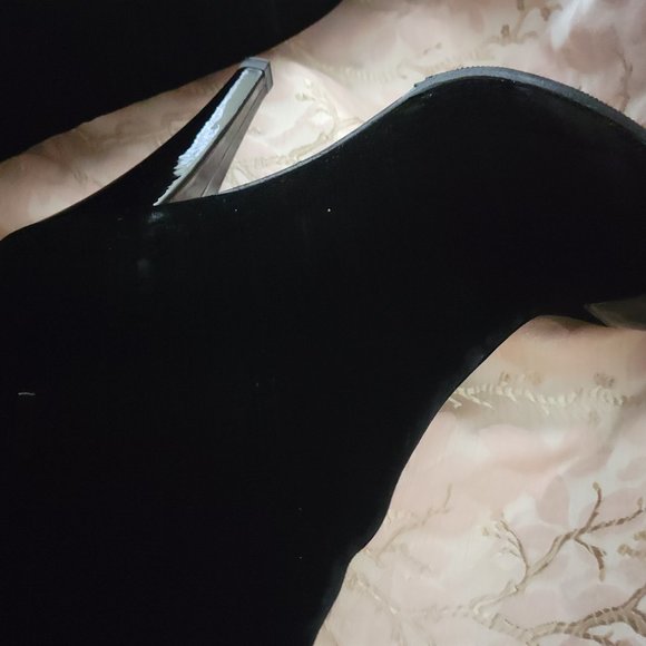 Chanel Black Velvet High Heel Boots - Picture 2 of 9